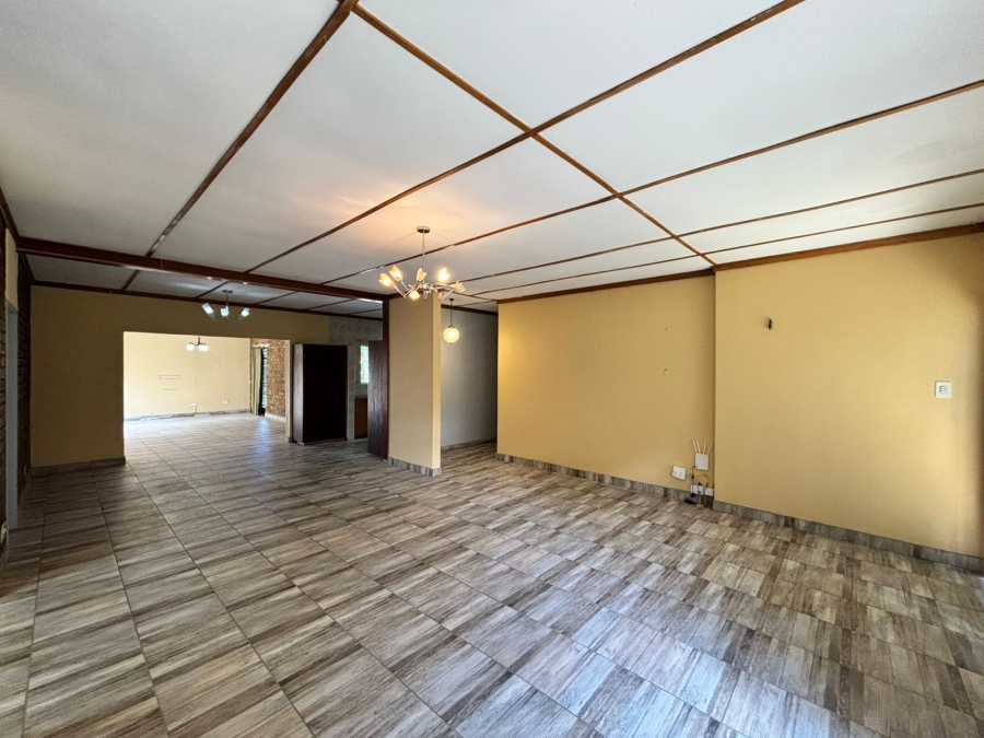 4 Bedroom Property for Sale in La Hoff North West